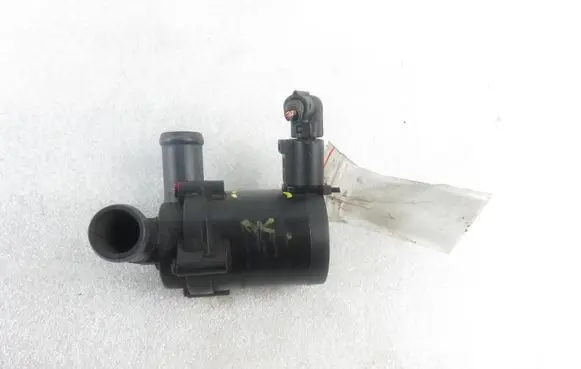 Volkswagen Touareg I Electric auxiliary coolant/water pump 70207405 7L0965561A
