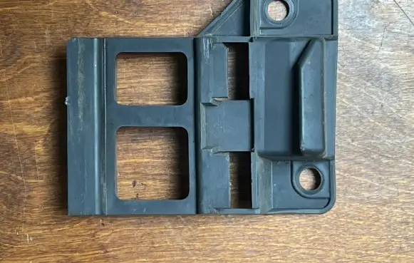 Mercedes-Benz Sprinter W906 Front bumper mounting bracket A9068850163