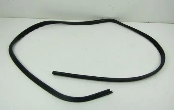 Nissan Almera Tino Front door rubber seal 