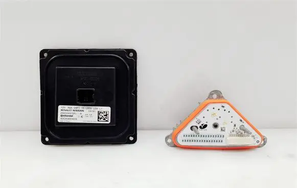 Renault Twingo III Xenon control unit/module A2C90665604