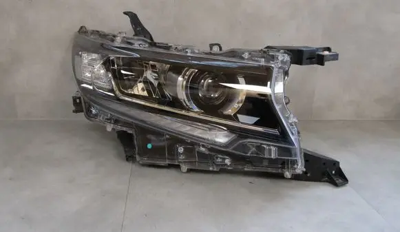 Toyota Land Cruiser (J150) Headlight/headlamp F150LIFT