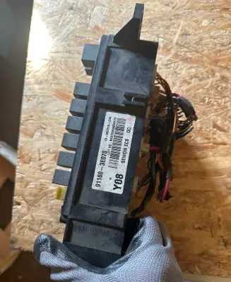 KIA Sorento Fuse box set 911603E070