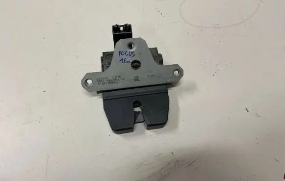 Ford Focus Tailgate/trunk/boot lock/catch/latch BM51A442A66BD BM51A442A66