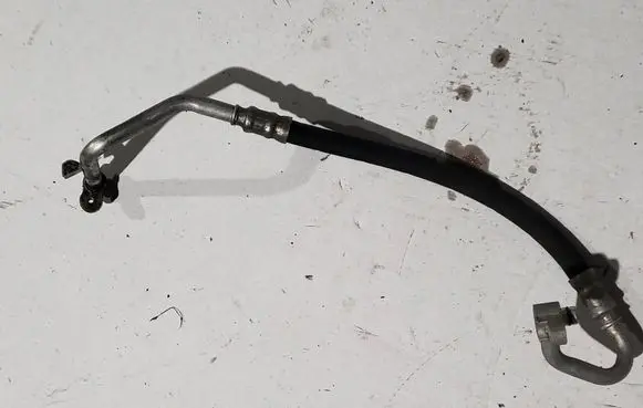 Audi Q3 8U Air conditioning (A/C) pipe/hose 8U0816721J