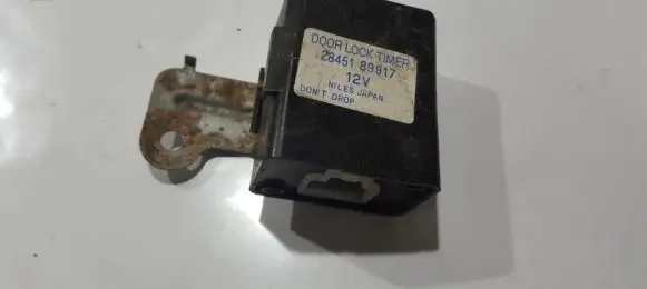 Nissan Altima Door control unit/module 2845189917