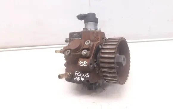 Ford Focus C-MAX Fuel injection high pressure pump 0445010102 9683703780A 04002114695