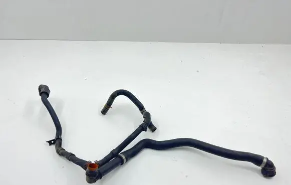 Volkswagen PASSAT B8 Engine coolant pipe/hose 5Q0121619D