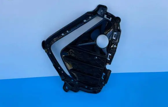 Hyundai Tucson TL Front bumper lower grill 86524-D7700