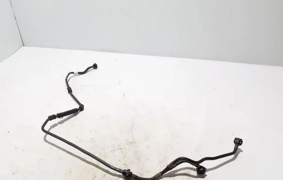 Engine coolant pipe/hose