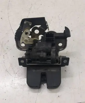 Skoda Superb B6 (3T) Tailgate/trunk/boot lock/catch/latch 8K9827505