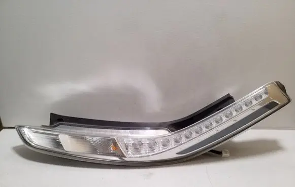 Nissan Leaf I (ZE0) Rear/tail lights 265503NL0B