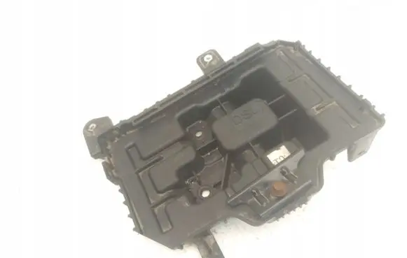 Hyundai Santa Fe Battery tray 