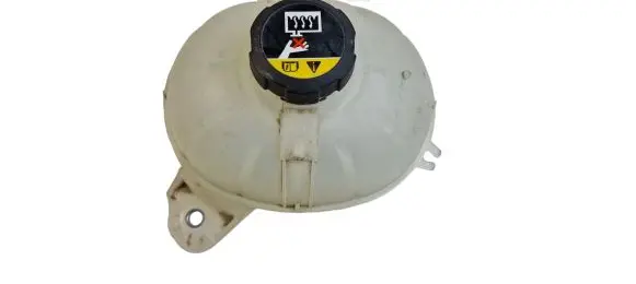 Hyundai Tucson TL Coolant expansion tank/reservoir 25430D3700 25430D7800 25430D3900