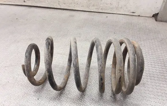 Mercedes-Benz Vito Viano W447 Rear coil spring