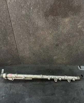 BMW 3 E90 E91 Fuel main line pipe 0445216023 000186L5 779961002