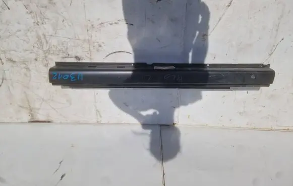 Volkswagen Polo III 6N 6N2 6NF Front sill (body part) 6N3809675G