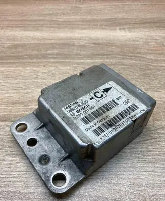 Nissan Almera Tino Airbag control unit/module 988204U400 0285001361