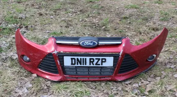 Ford Focus Front bumper BM5117627A BM5117K947A