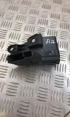 BMW 7 E65 E66 Battery box tray cover/lid 61138387573