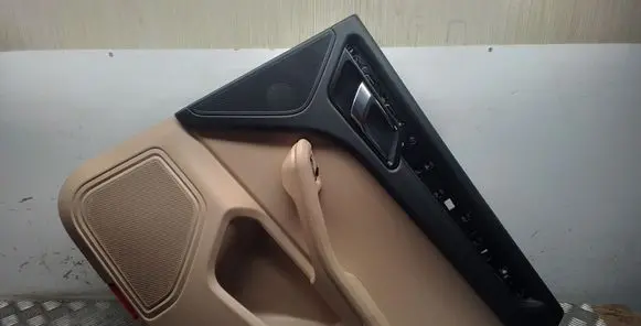 Porsche Macan (95B) Rear door card panel trim 95B867212
