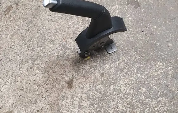 MG ZS Handbrake/parking brake lever assembly