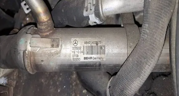 Mercedes-Benz A W169 EGR valve cooler A6401400575