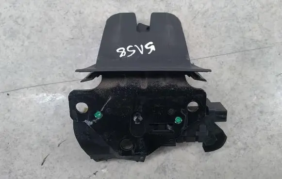 Audi A6 S6 C6 4F Tailgate lock latch 