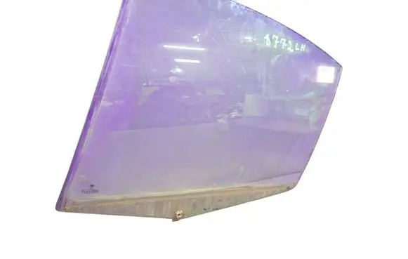 BMW 3 E36 Front door window glass four-door 