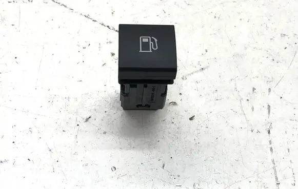 Toyota C-HR II Fuel tank opening switch 15D984-004 1B364N G627