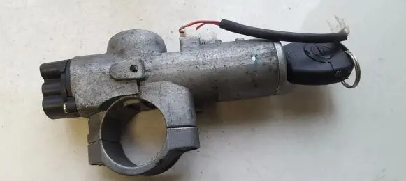 Nissan Almera N16 Ignition lock