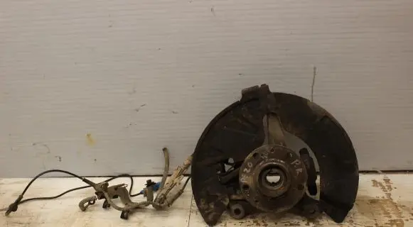 Peugeot 508 Front wheel hub spindle knuckle