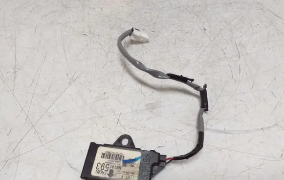 Mitsubishi Outlander Keyless (KESSY) go control unit/module MN141593