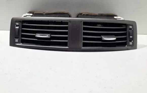 Lexus IS 220D-250-350 Dash center air vent grill 5567053010