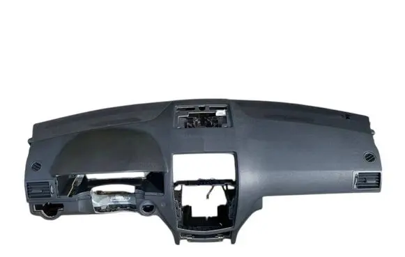 Mercedes-Benz C W204 Dashboard A2046803781 2046803781
