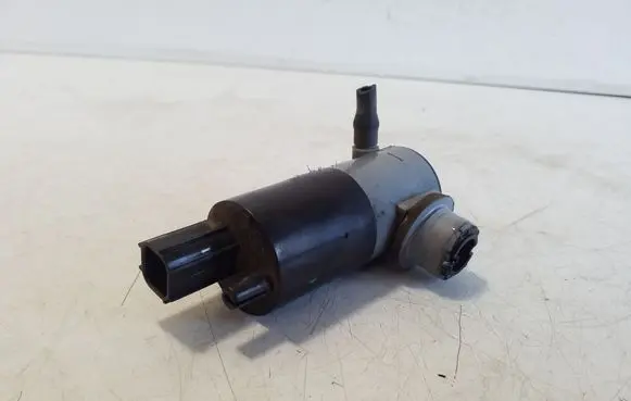 Ford Ranger Windscreen/windshield washer pump 8A6917K624AA