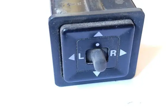 Mitsubishi Pajero Wing mirror switch 2775