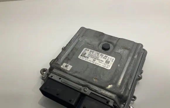 Mercedes-Benz ML W164 Engine control unit/module A6421506300 1039S28851 0281015634
