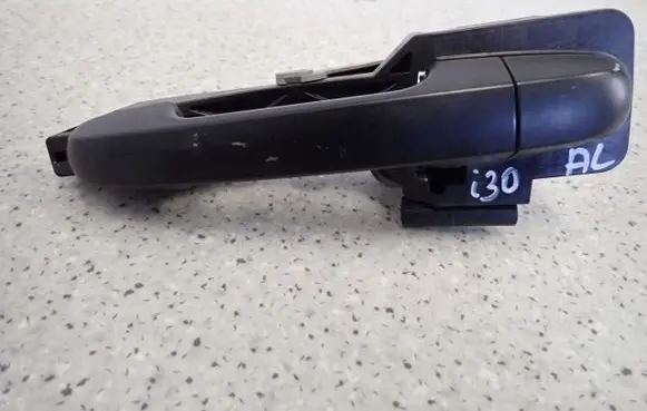 Hyundai i30 Sliding door exterior handle 