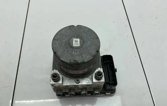 Skoda Octavia Mk3 (5E) ABS Pump 5Q0614517ED
