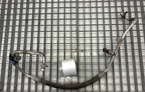Air conditioning (A/C) pipe/hose