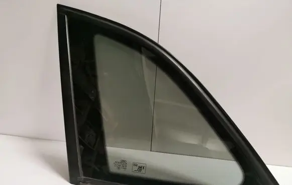 Audi Q5 SQ5 Side middle window/glass 8R0845299Q