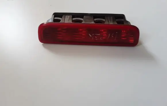 Citroen Nemo Third/center stoplight E240020