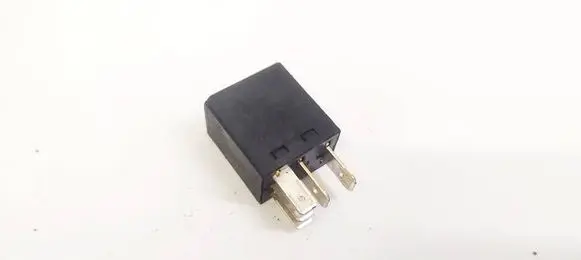 Jeep Grand Cherokee (WK) Other relay 4671168E