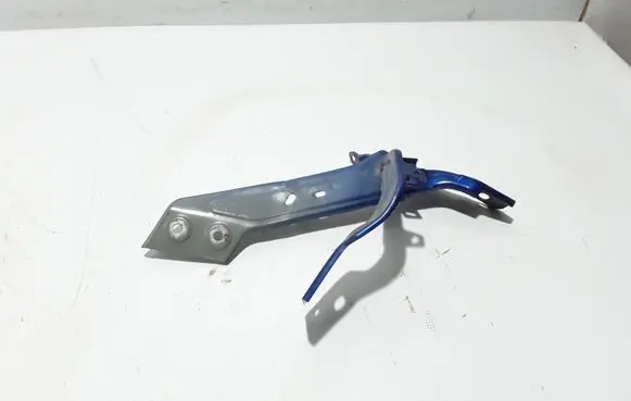 Renault Megane IV Headlight/headlamp mounting bracket