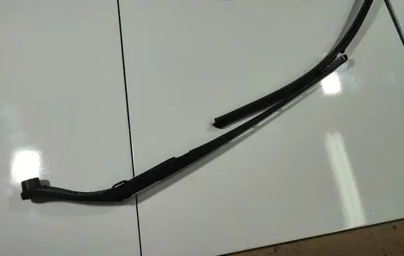 Citroen C5 Front wiper blade arm