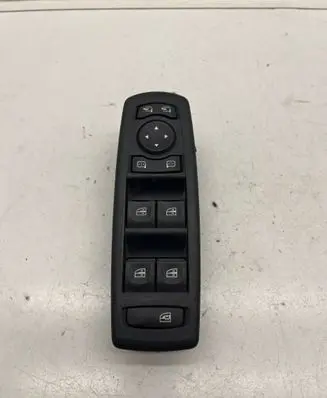 Renault Megane III Electric window control switch 809610006R 404214