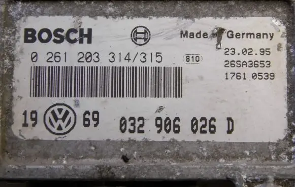 Volkswagen Golf III Engine control unit/module ECU 032906026D