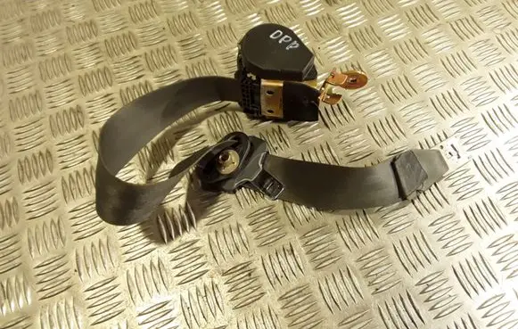 Renault Megane II Front seatbelt 8200377276