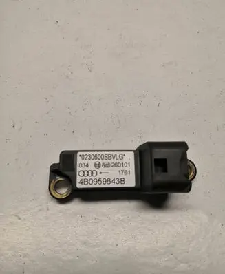 Audi A6 S6 C5 4B Airbag deployment crash/impact sensor 4B0959643B 260101 0230600