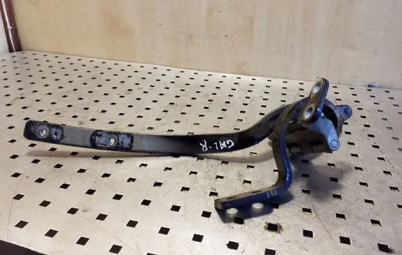 Volkswagen Touareg I Tailgate/trunk/boot hinge 7L6827302C